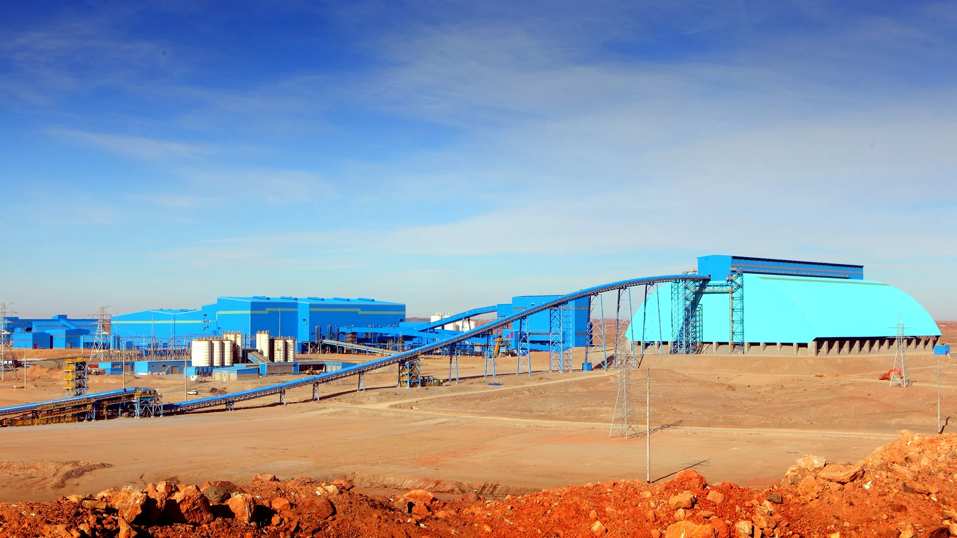 Concentrator buildings and conveyor infrastructure